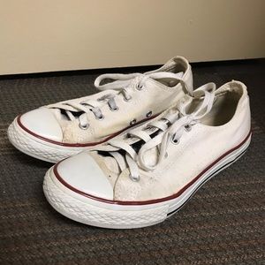Women’s 5 White Converse
